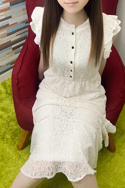 新人・なつちゃんプロフィール写真2